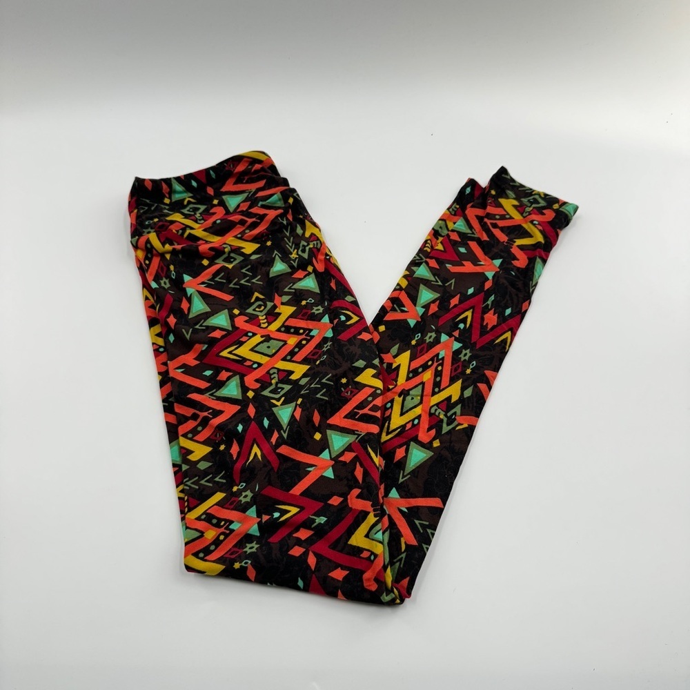LuLaRoe One Size (OS) Leggings – Buttery Soft Stretchy Printed Leggings